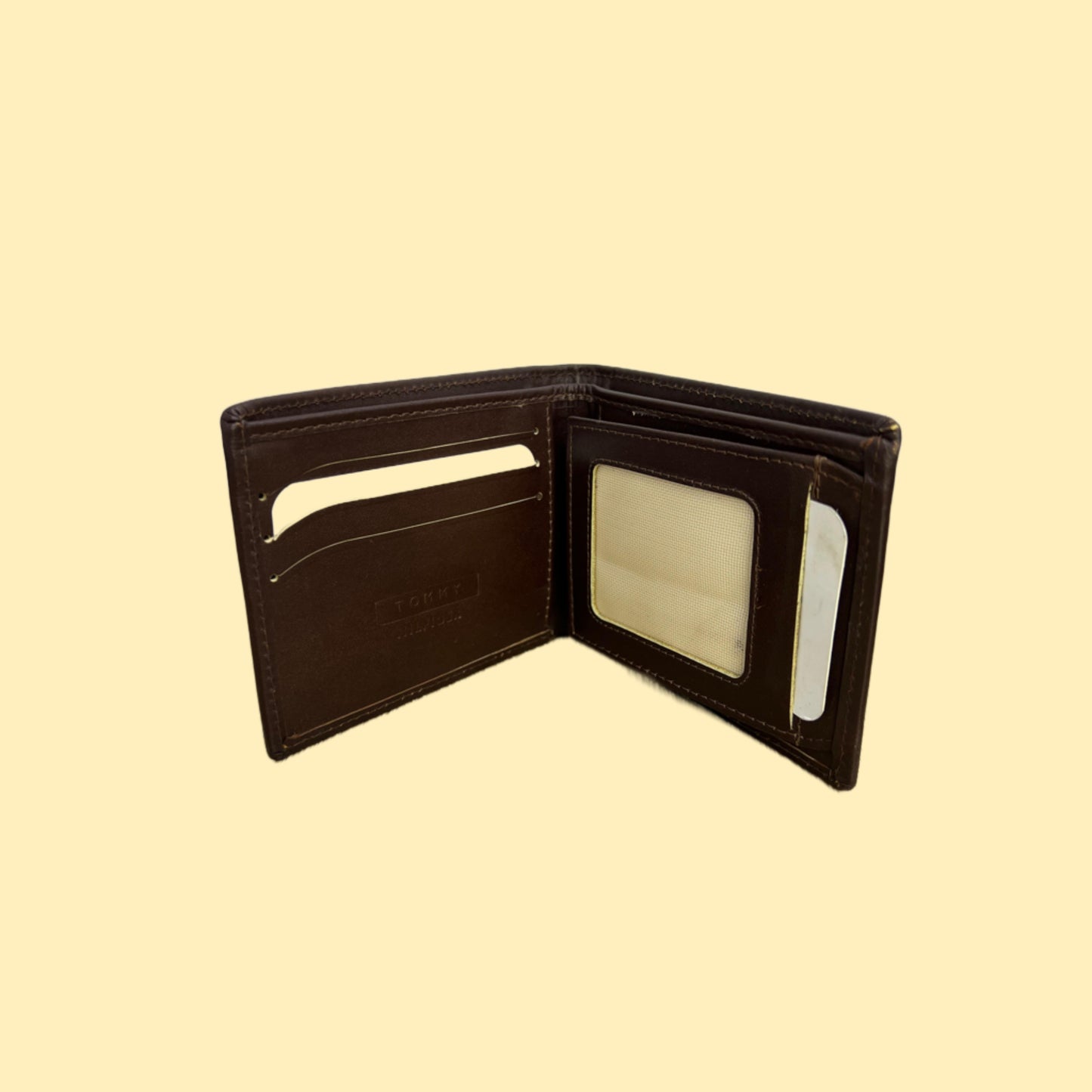 Tommy Hilfiger Wallet - Brown
