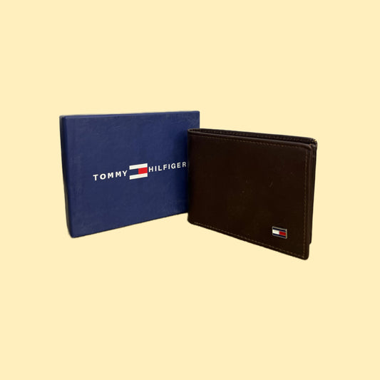 Tommy Hilfiger Wallet - Brown